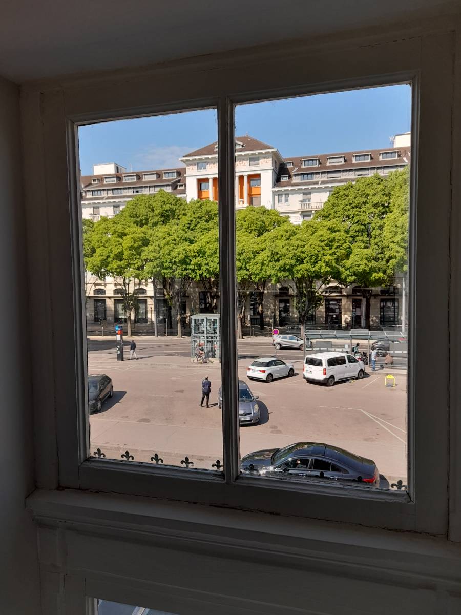 Rénovation de bureaux et commerces à Lyon 6