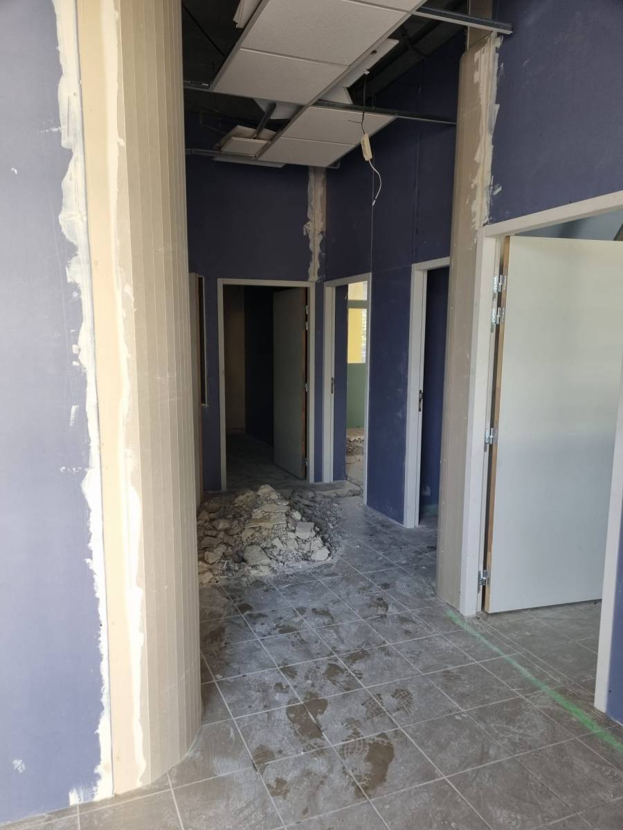 Avant/Après travaux de rénovation d'un centre médical à Lyon