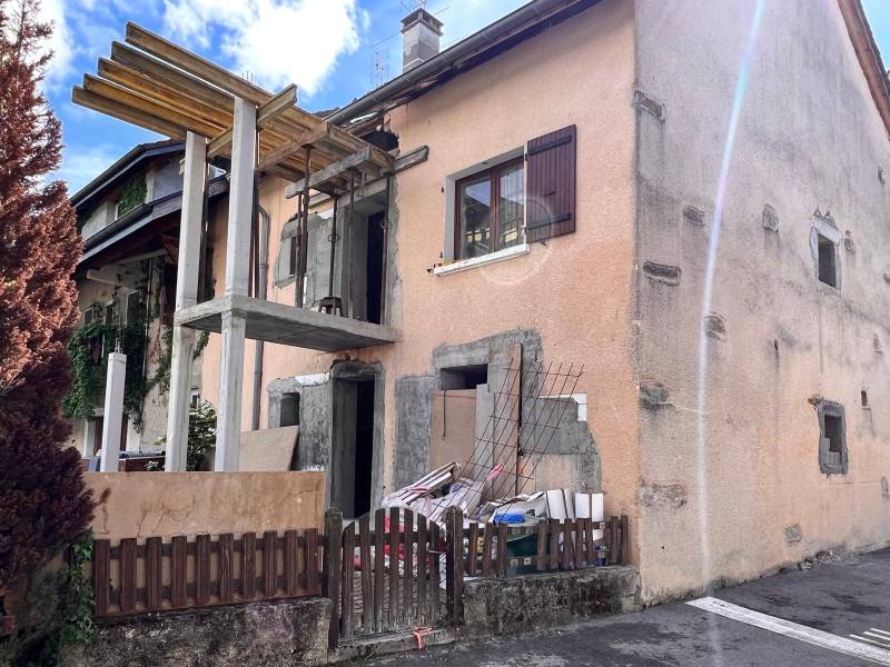 Avant/Après réalisation d'escalier à Veigy-Foncenex